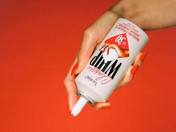 Classic Whip SPF 30+ Whipped Sunscreen - Imagen 4